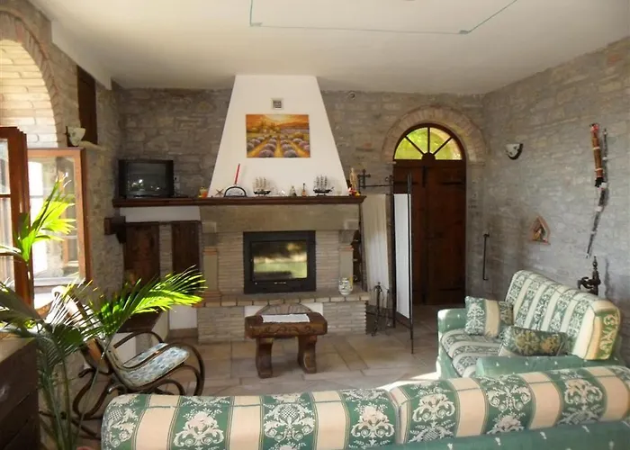 Alojamento de Acomodação e Pequeno-almoço La Cinci Allegra Valfabbrica